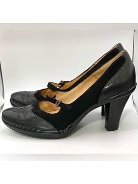 Sofft Black Mary Jane Block Heel Pumps EUC size 8